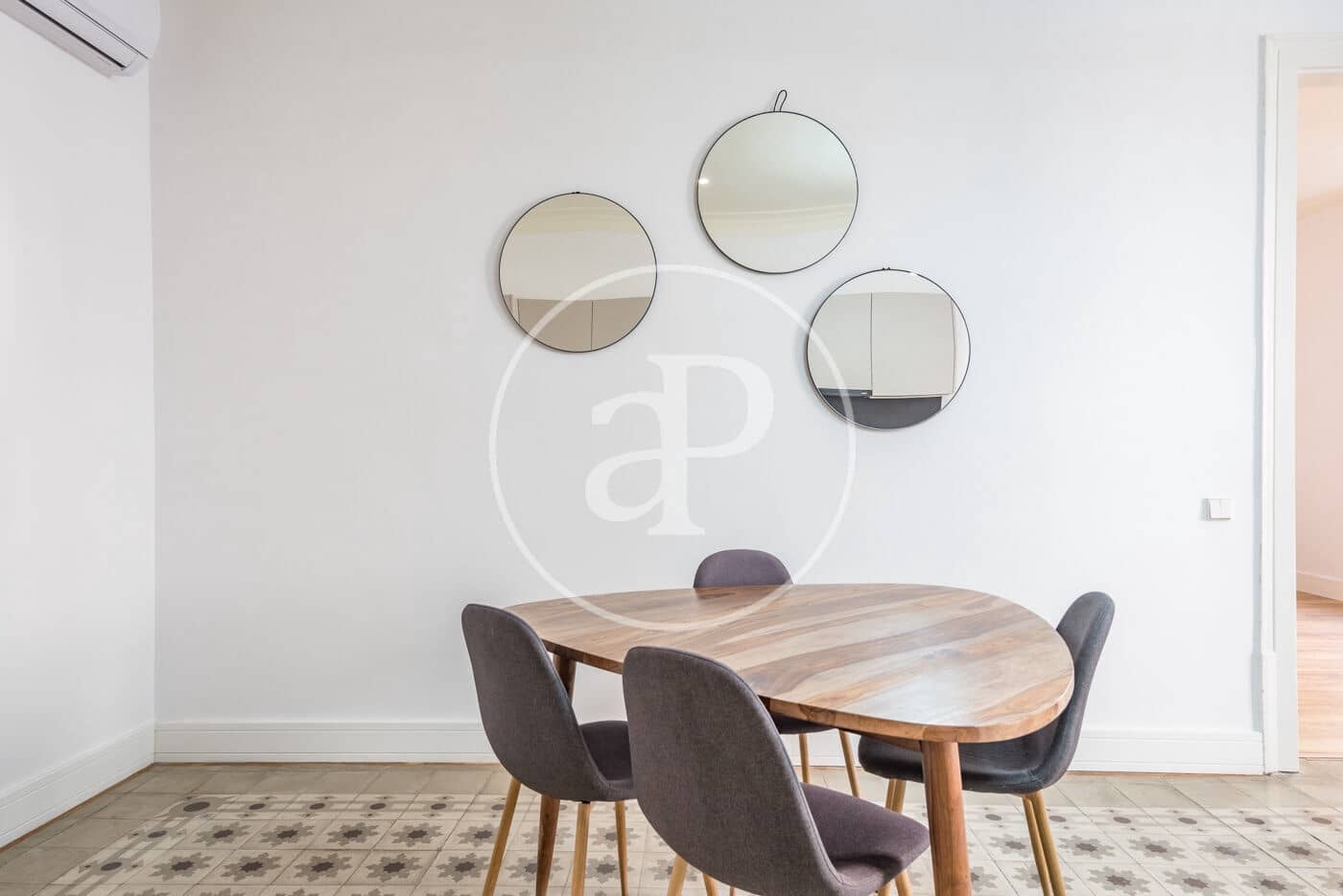 2 bedroom Apartment for rent in Barcelona city - € 2,000 (Ref: 8999464)