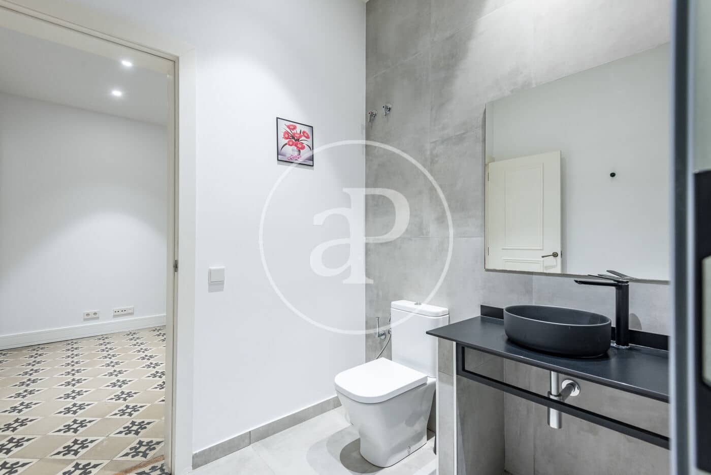 2 bedroom Apartment for rent in Barcelona city - € 2,000 (Ref: 8999464)