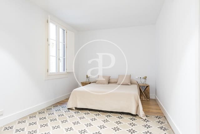 2 bedroom Apartment for rent in El Barri Gòtic, Barcelona city - € 2,000 (Ref: 8999464)
