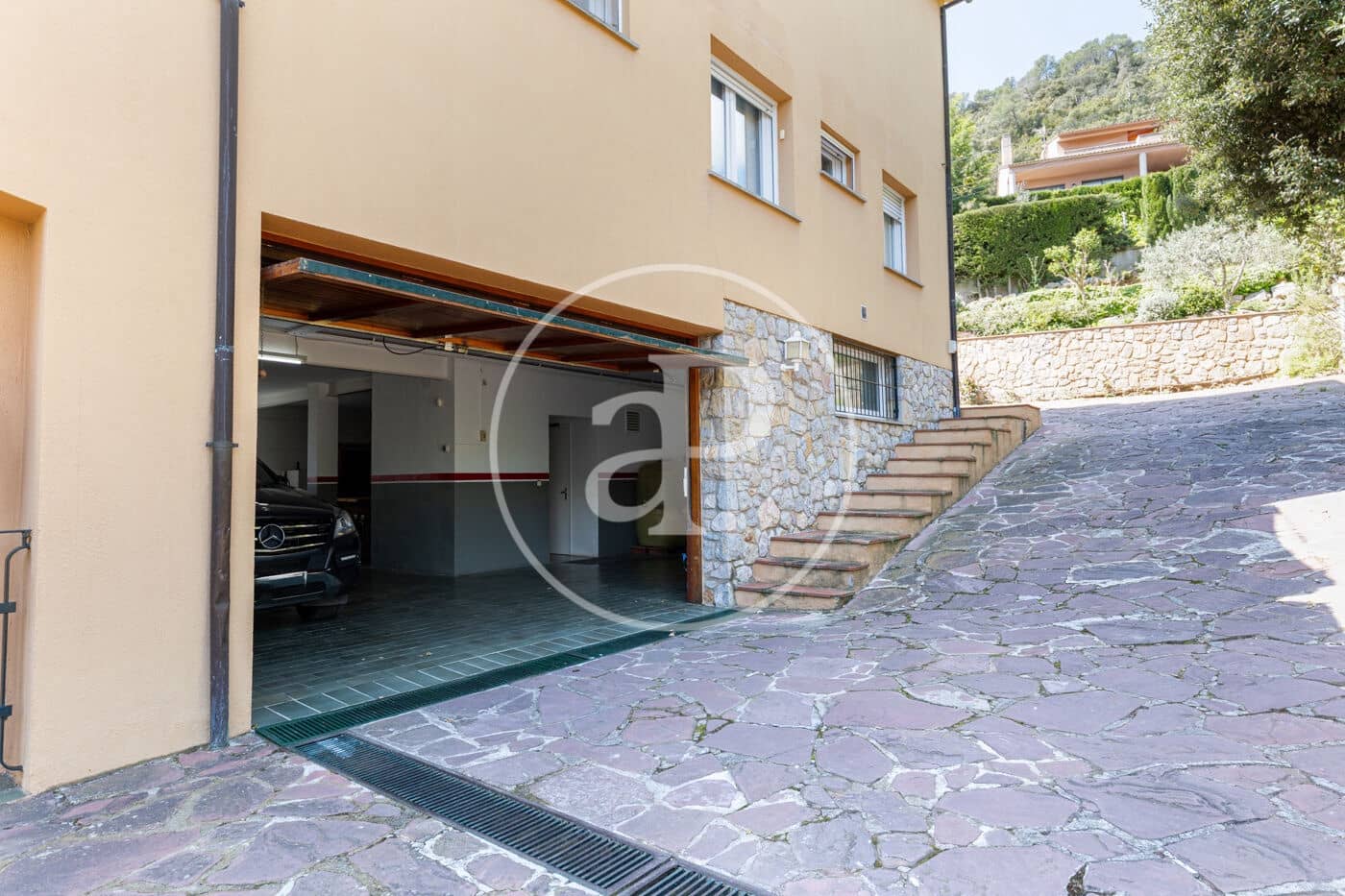 5 soveværelse Villa til salg i Matadepera med swimmingpool - € 750.000 (Ref: 8999470)