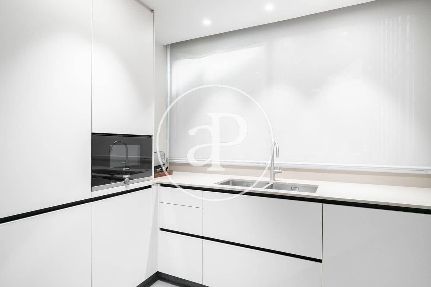 3 soveværelse Lejlighed til salg i Barcelona by - € 1.249.000 (Ref: 8999471)