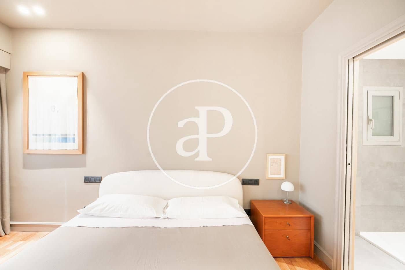 3 soveværelse Lejlighed til salg i Barcelona by - € 1.249.000 (Ref: 8999471)