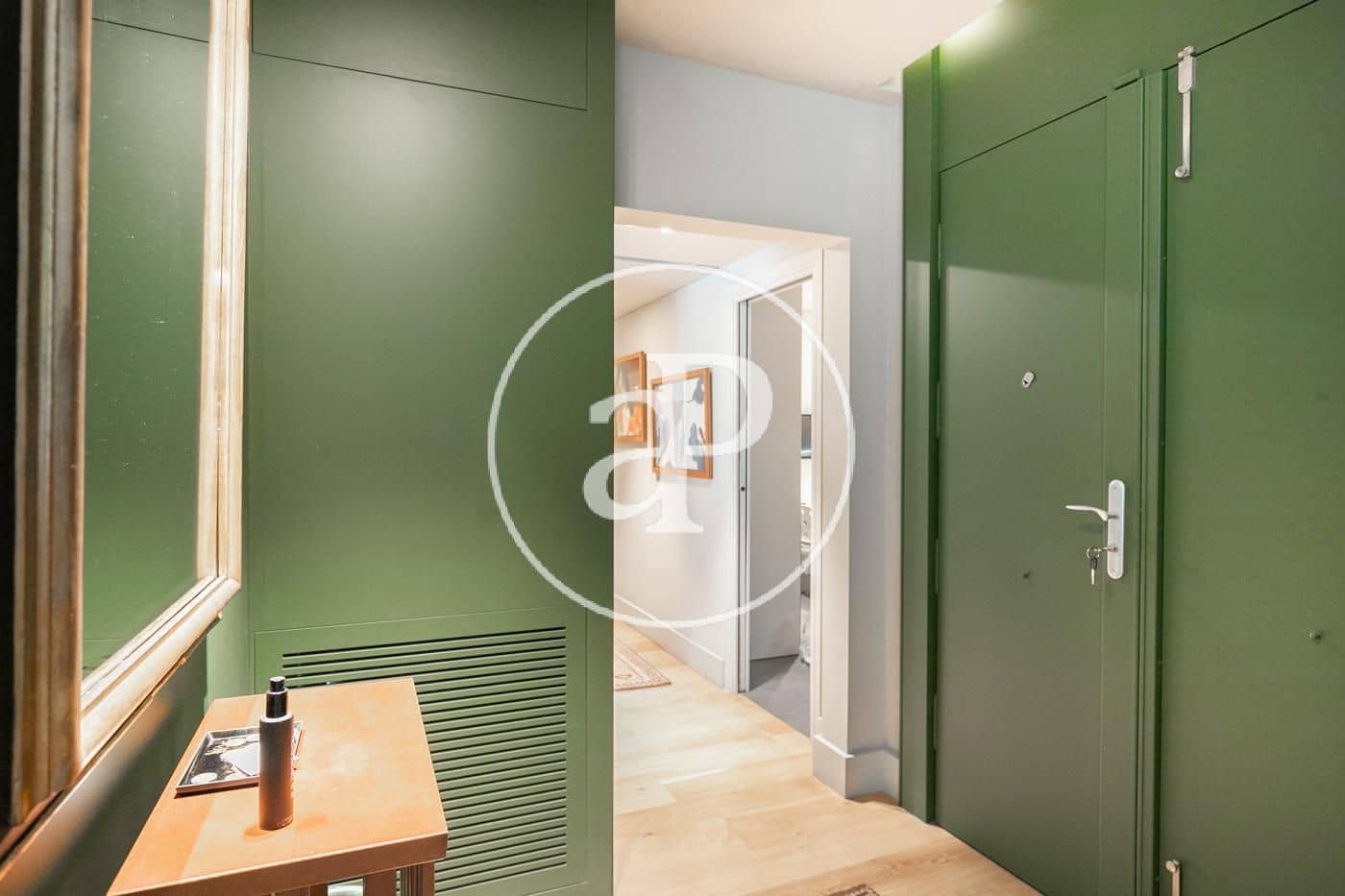 3 soveværelse Lejlighed til salg i Barcelona by - € 1.249.000 (Ref: 8999471)