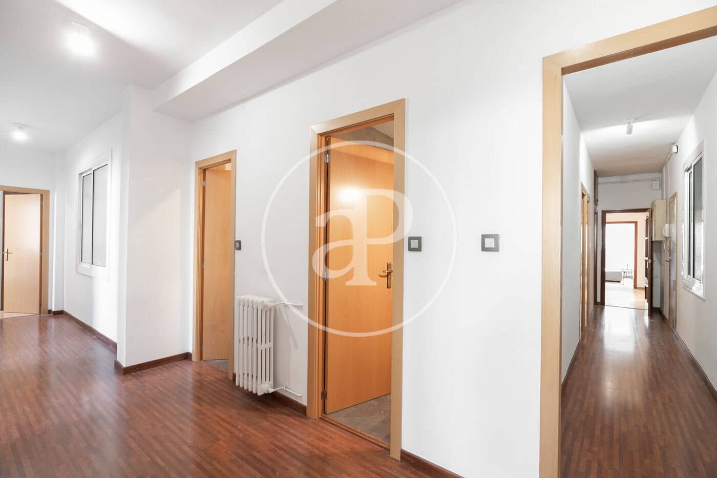 Apartamento de 4 habitaciones en Barcelona ciudad en alquiler - 3.500 € (Ref: 9001591)