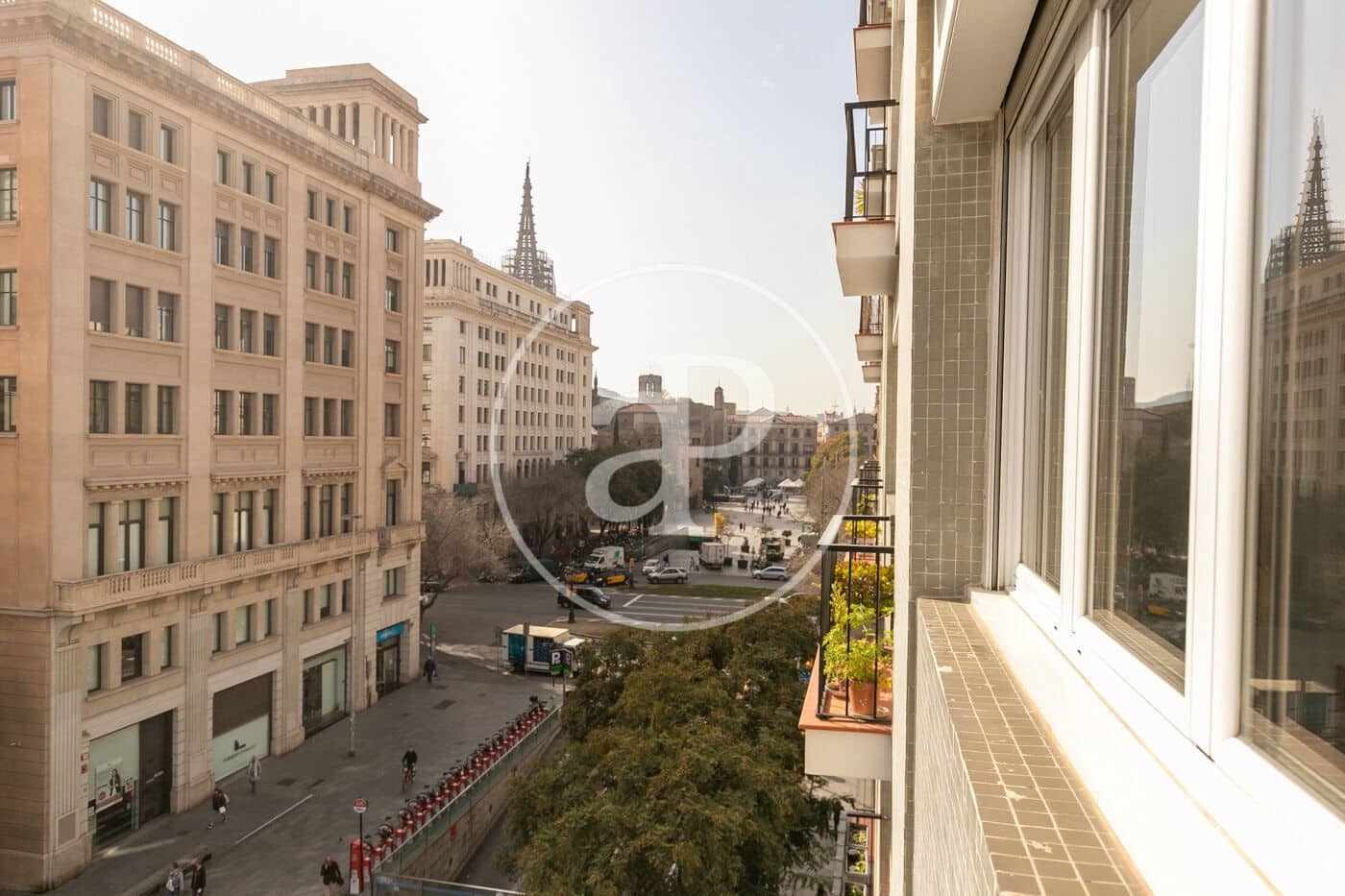 Apartamento de 4 habitaciones en Barcelona ciudad en alquiler - 3.500 € (Ref: 9001591)