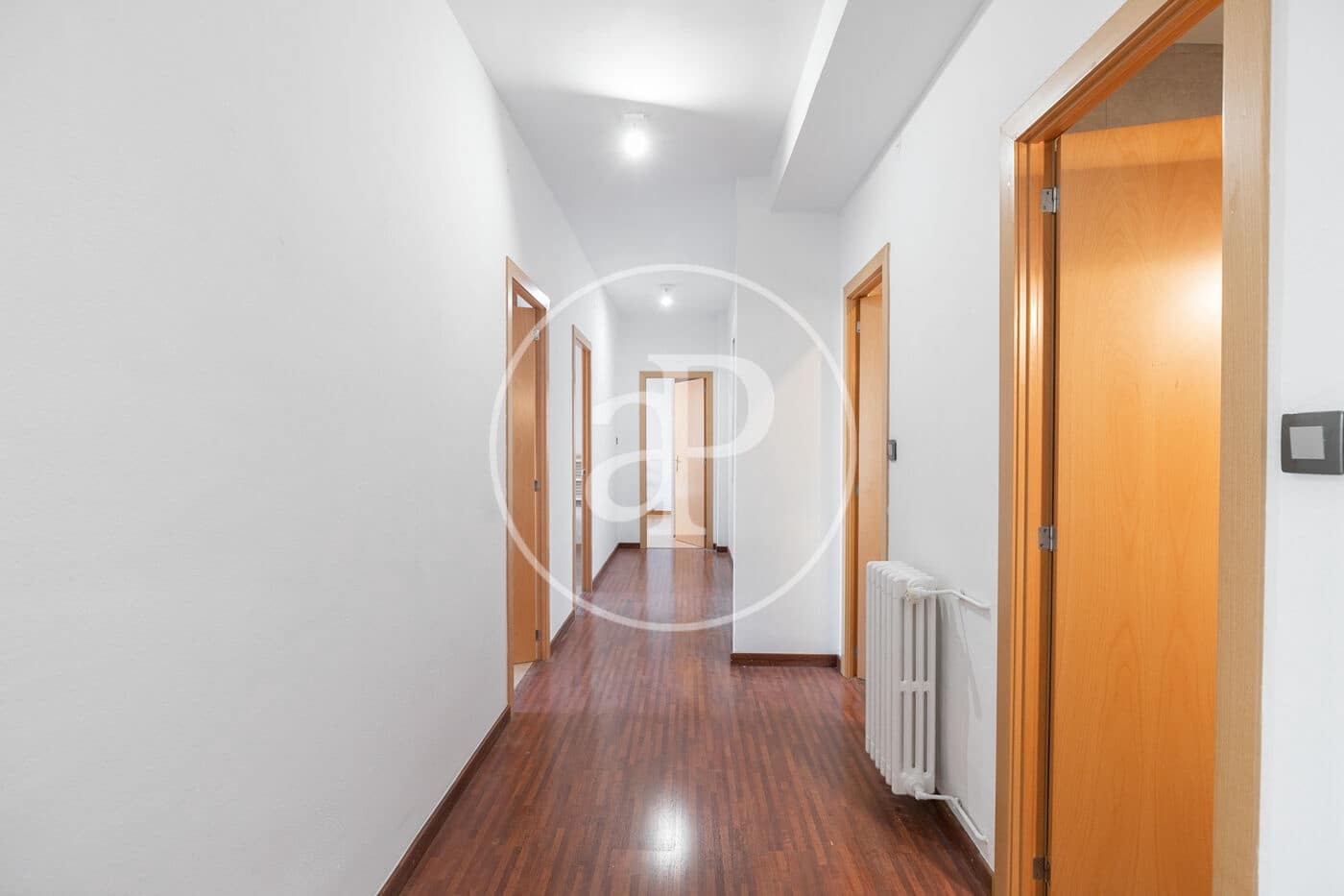 Apartamento de 4 habitaciones en Barcelona ciudad en alquiler - 3.500 € (Ref: 9001591)