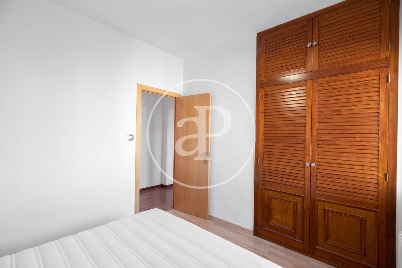 Apartamento de 4 habitaciones en Barcelona ciudad en alquiler - 3.500 € (Ref: 9001591)