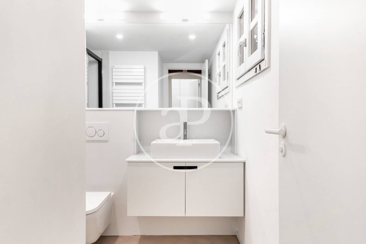 Lejlighed til salg i Barcelona by - € 339.000 (Ref: 9001594)