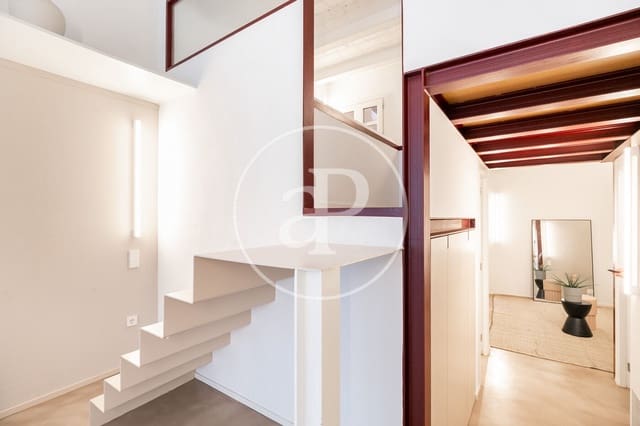 Apartment for sale in La Sagrada Família, Barcelona city - € 339,000 (Ref: 9001594)