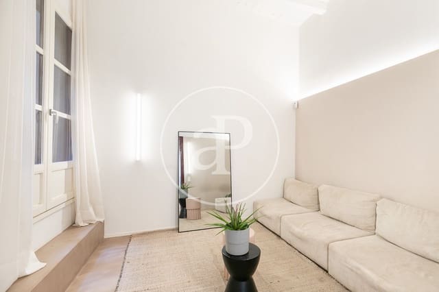 Apartment for sale in La Sagrada Família, Barcelona city - € 339,000 (Ref: 9001594)