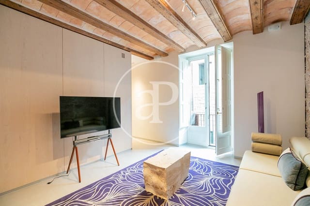 2 soverom Leilighet til leie i El Barri Gòtic, Barcelona by - € 11 550 (Ref: 9003590)