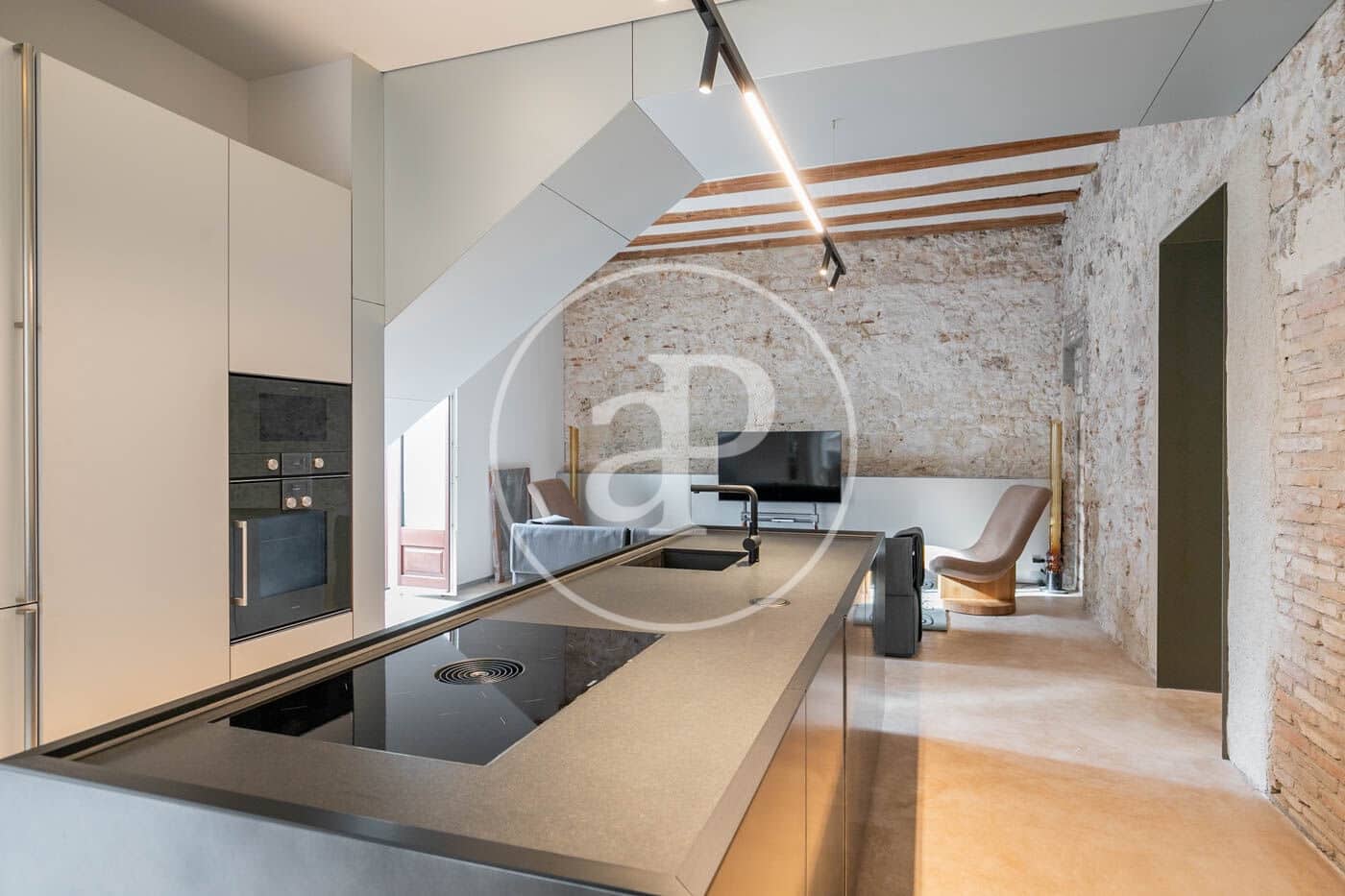 3 soverom Leilighet til leie i Barcelona by - € 11 965 (Ref: 9003591)