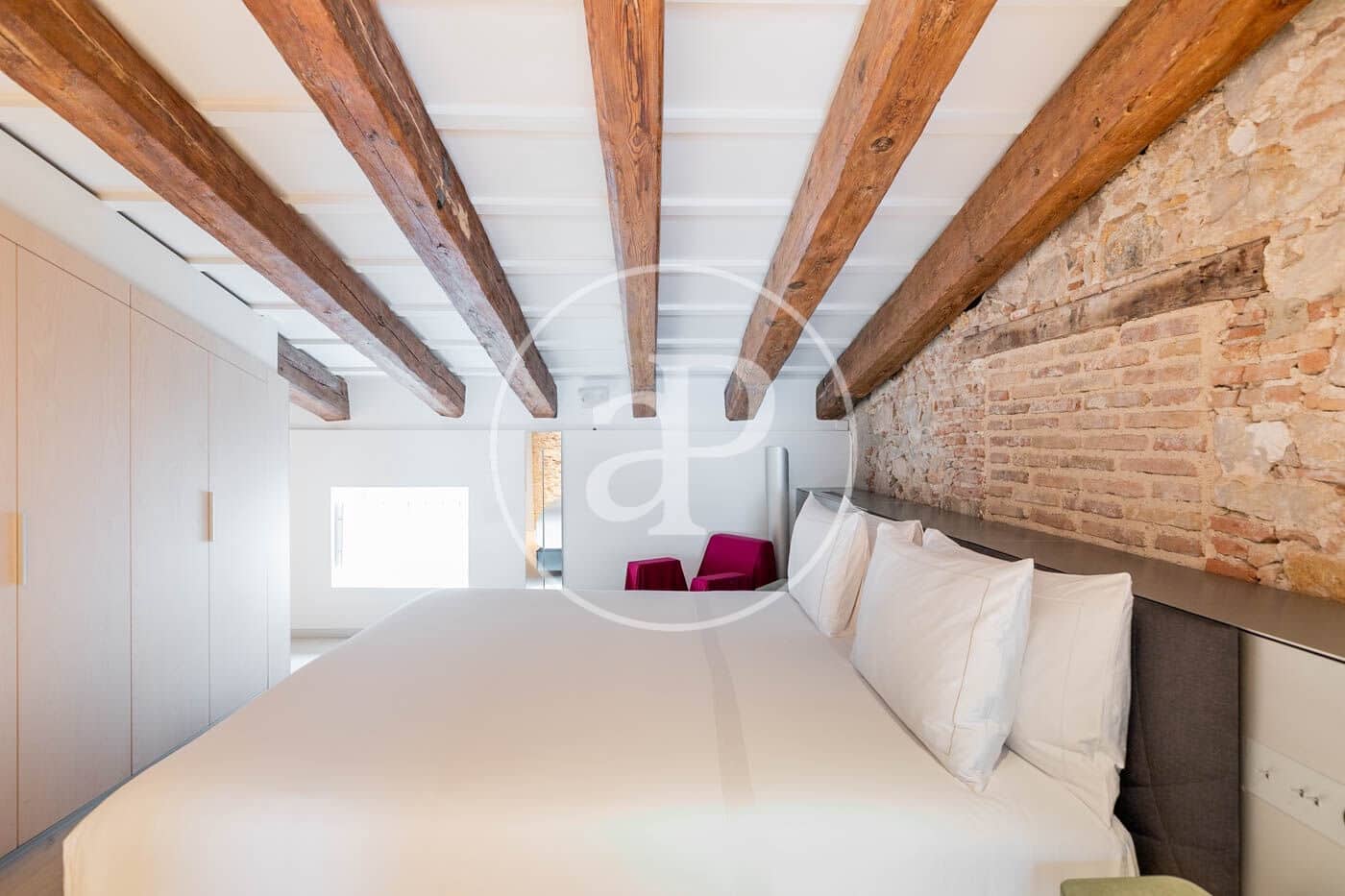 3 soverom Leilighet til leie i Barcelona by - € 11 965 (Ref: 9003591)