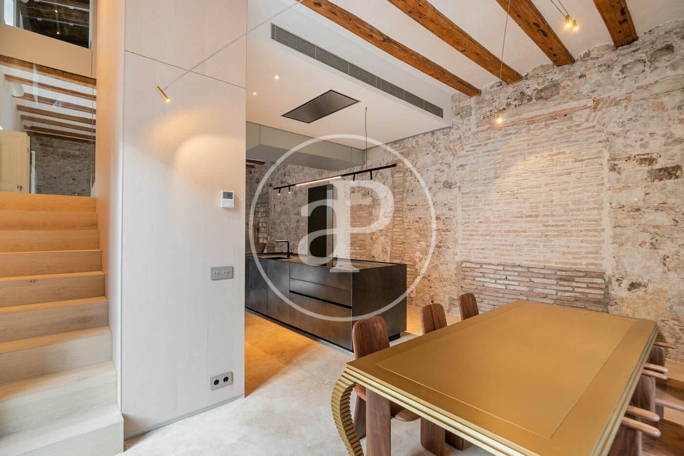 3 soverom Leilighet til leie i Barcelona by - € 11 965 (Ref: 9003591)