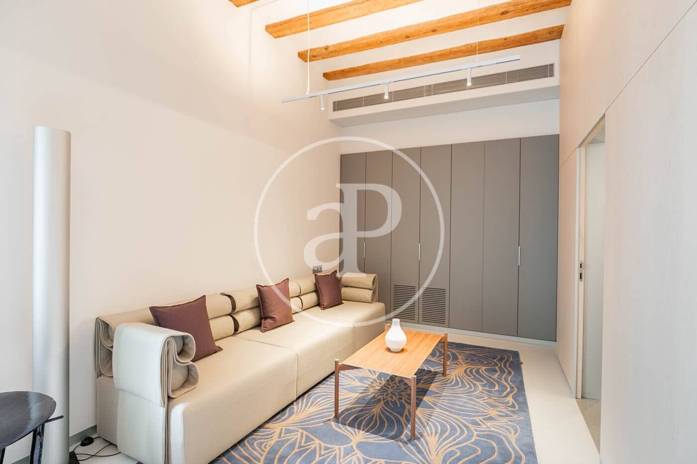 2 bedroom Apartment for rent in Barcelona city - € 13,200 (Ref: 9003592)