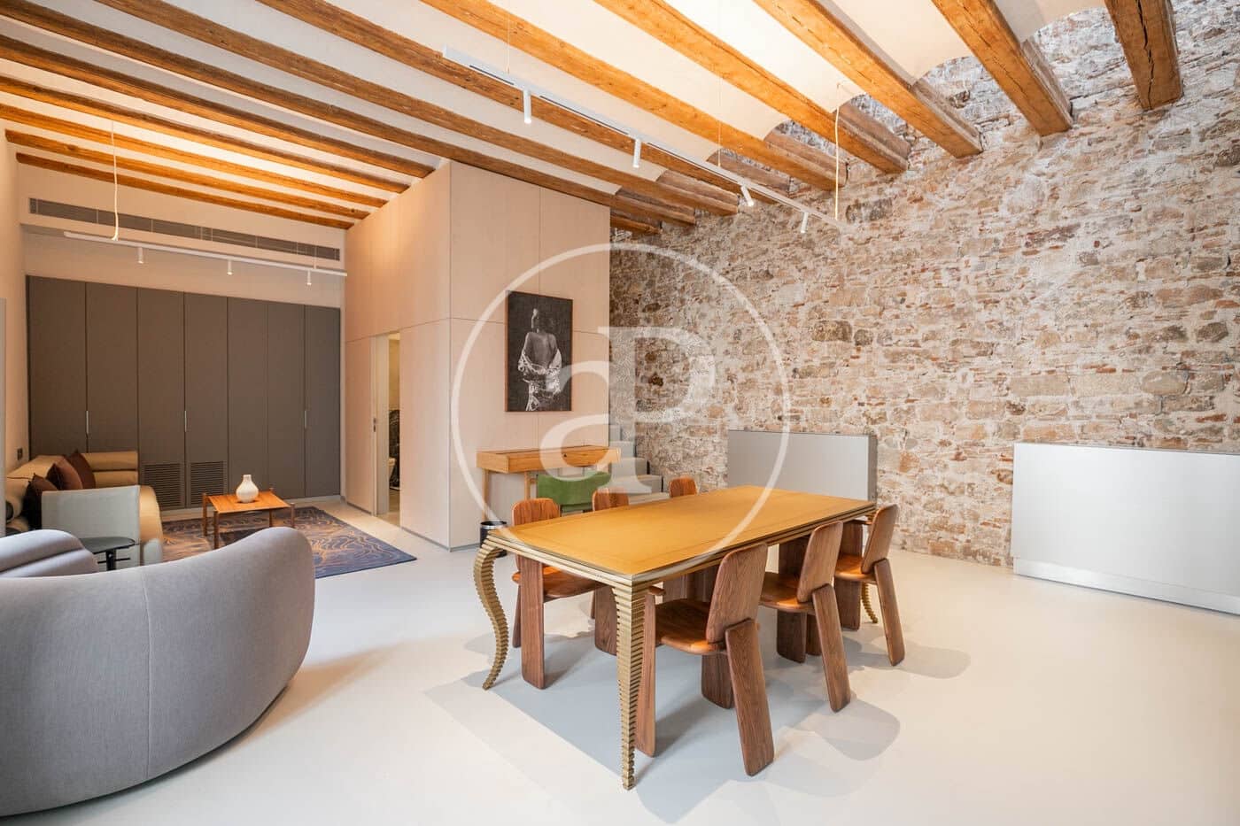 2 bedroom Apartment for rent in Barcelona city - € 13,200 (Ref: 9003592)