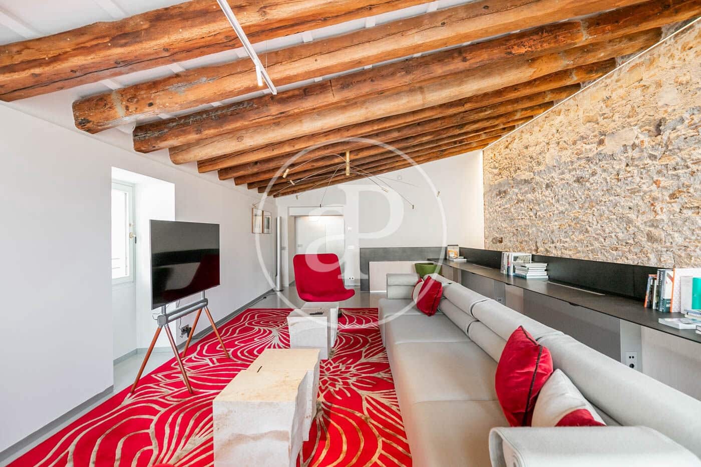 2 bedroom Apartment for rent in Barcelona city - € 13,200 (Ref: 9003592)