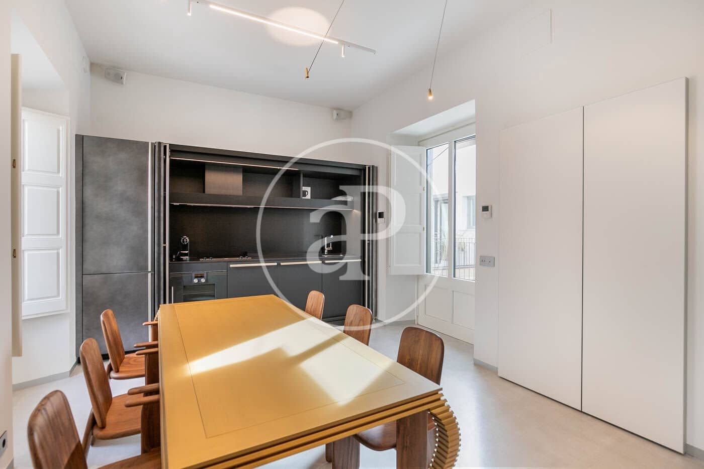 2 soverom Leilighet til leie i Barcelona by med svømmebasseng - € 9 900 (Ref: 9003593)