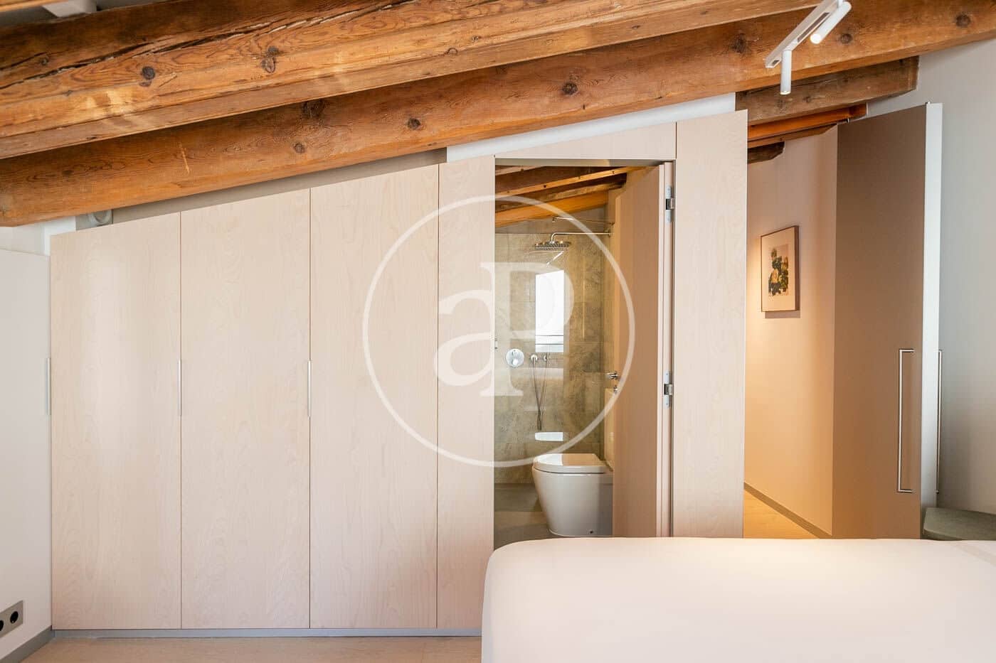 2 soverom Leilighet til leie i Barcelona by med svømmebasseng - € 9 900 (Ref: 9003593)