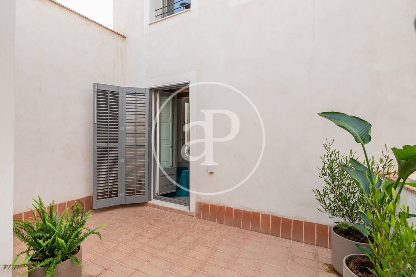 2 soverom Leilighet til leie i Barcelona by med svømmebasseng - € 9 900 (Ref: 9003593)