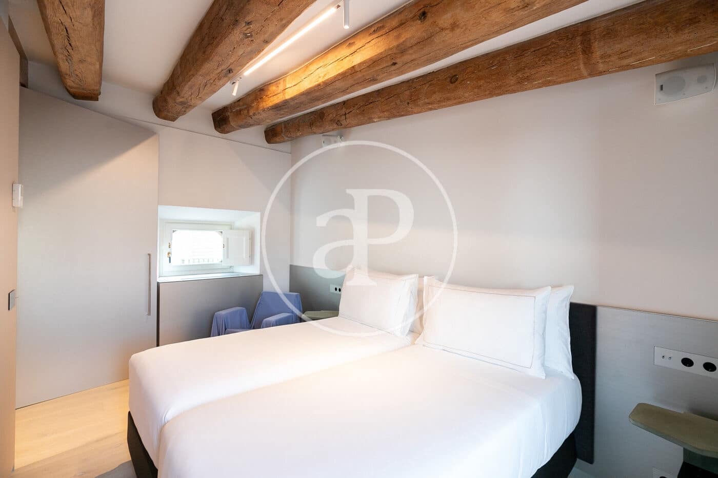 2 sovrum Lägenhet att hyra i Barcelona stad med pool - 9 900 € (Ref: 9003594)