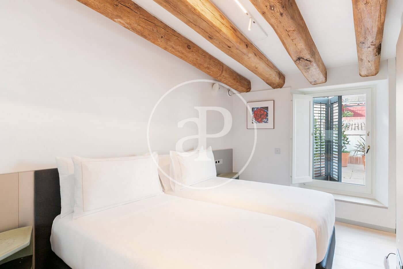 2 sovrum Lägenhet att hyra i Barcelona stad med pool - 9 900 € (Ref: 9003594)