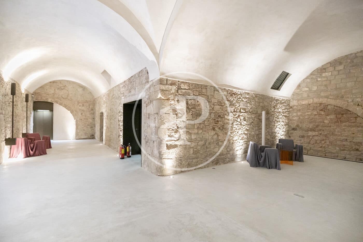 2 sovrum Lägenhet att hyra i Barcelona stad med pool - 9 900 € (Ref: 9003594)