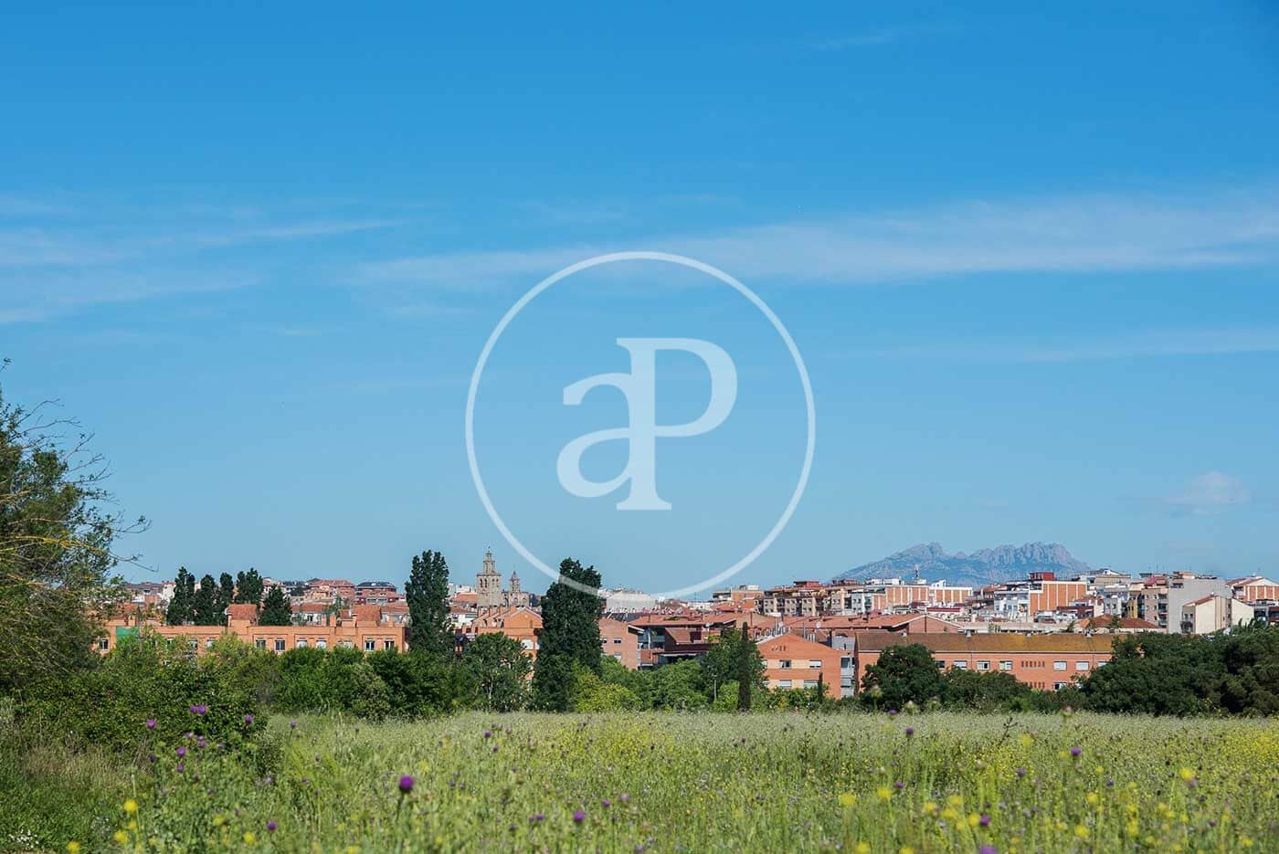 Apartment for sale in Sant Cugat del Valles with pool - € 1,500,000 (Ref: 9003599)