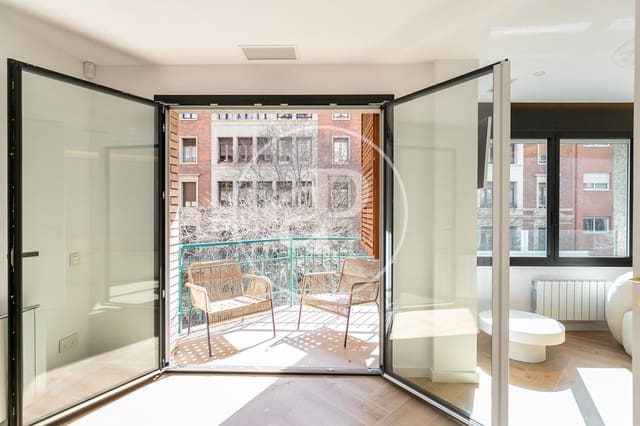 3 soveværelse Lejlighed til leje i La Nova Esquerra de L'Eixample, Barcelona by - € 4.000 (Ref: 9006033)