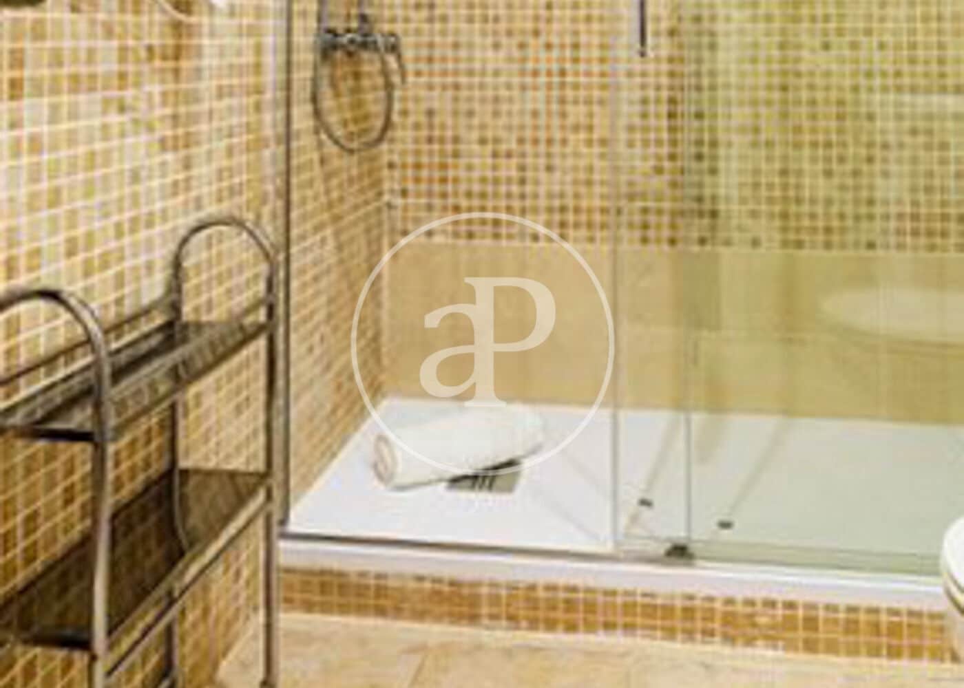 4 soverom Villa til salgs i Barcelona by - € 525 000 (Ref: 9006034)