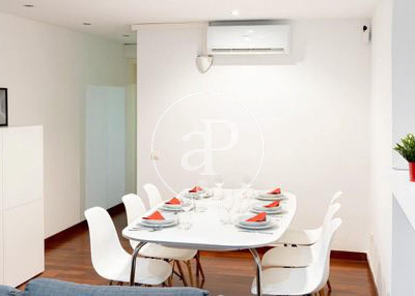 4 soverom Villa til salgs i Barcelona by - € 525 000 (Ref: 9006034)