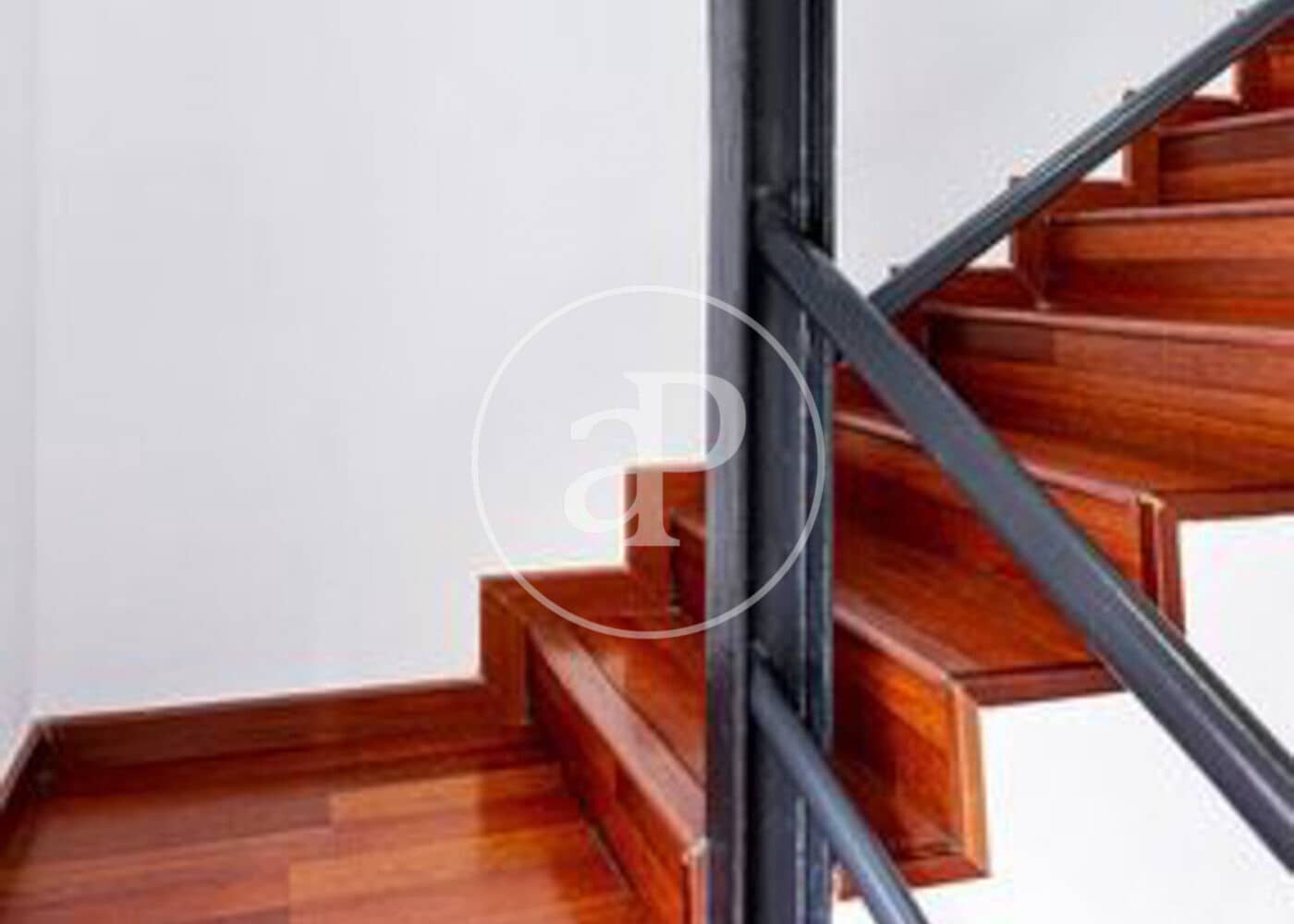 4 soverom Villa til salgs i Barcelona by - € 525 000 (Ref: 9006034)