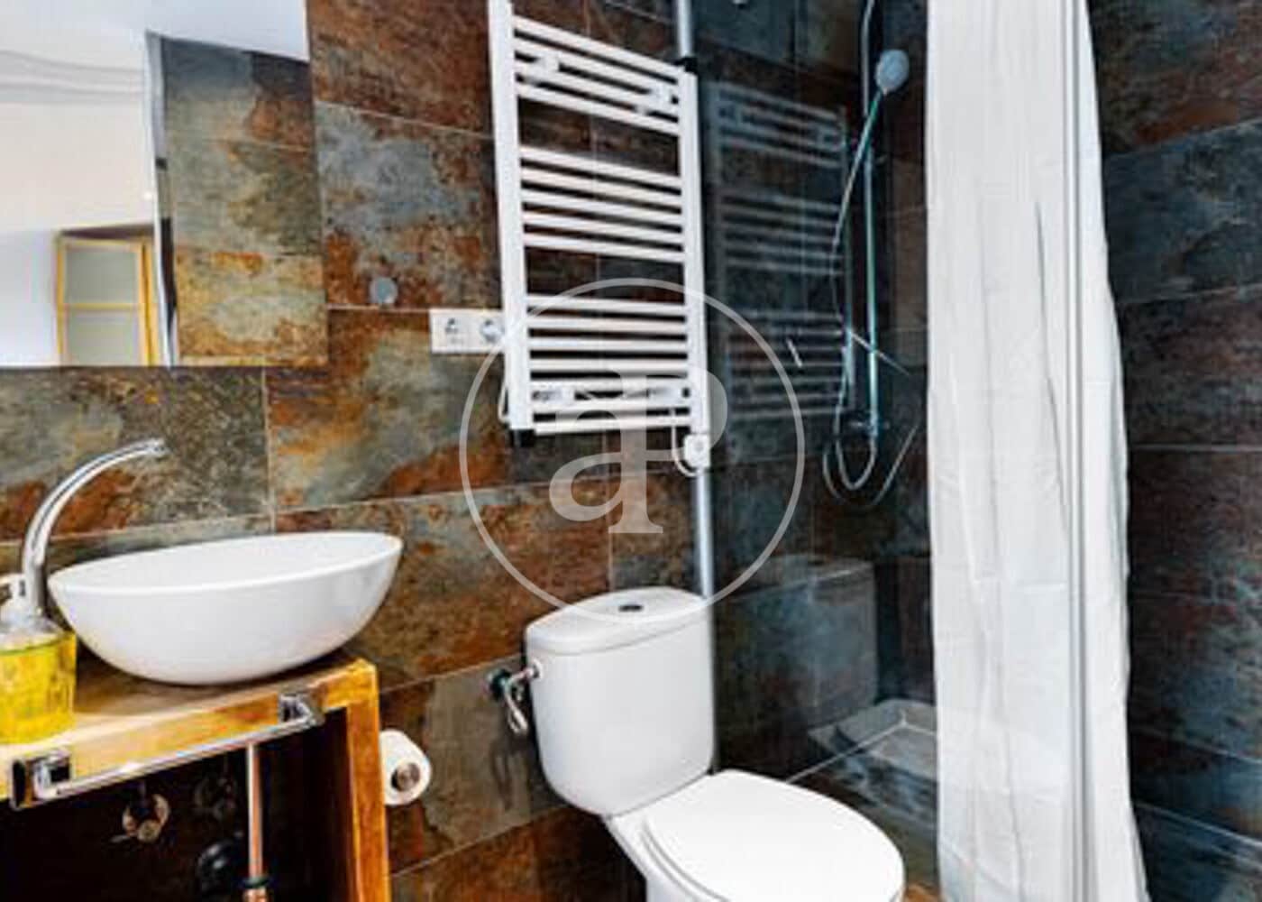 4 soverom Villa til salgs i Barcelona by - € 525 000 (Ref: 9006034)