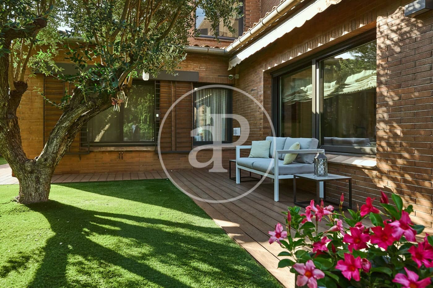 4 soverom Villa til salgs i Sant Cugat del Valles med svømmebasseng - € 1 980 000 (Ref: 9012544)