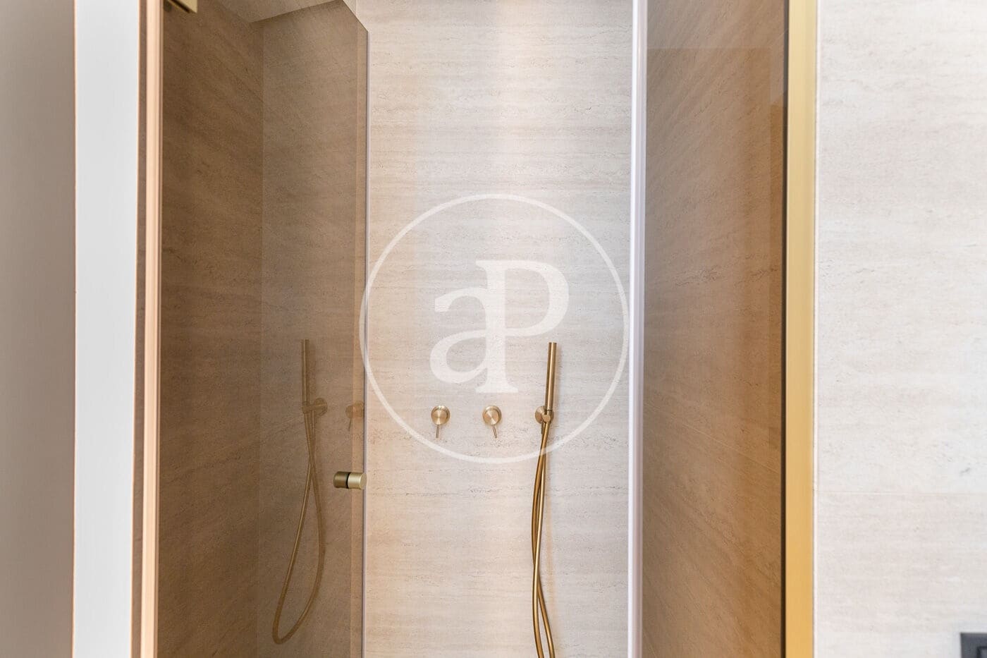 2 quarto Apartamento para venda em Barcelona cidade - 1 180 000 € (Ref: 9020875)