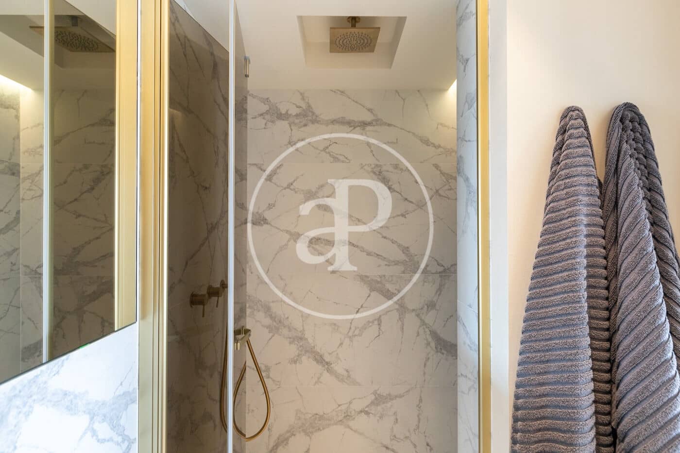 2 quarto Apartamento para venda em Barcelona cidade - 1 180 000 € (Ref: 9020875)