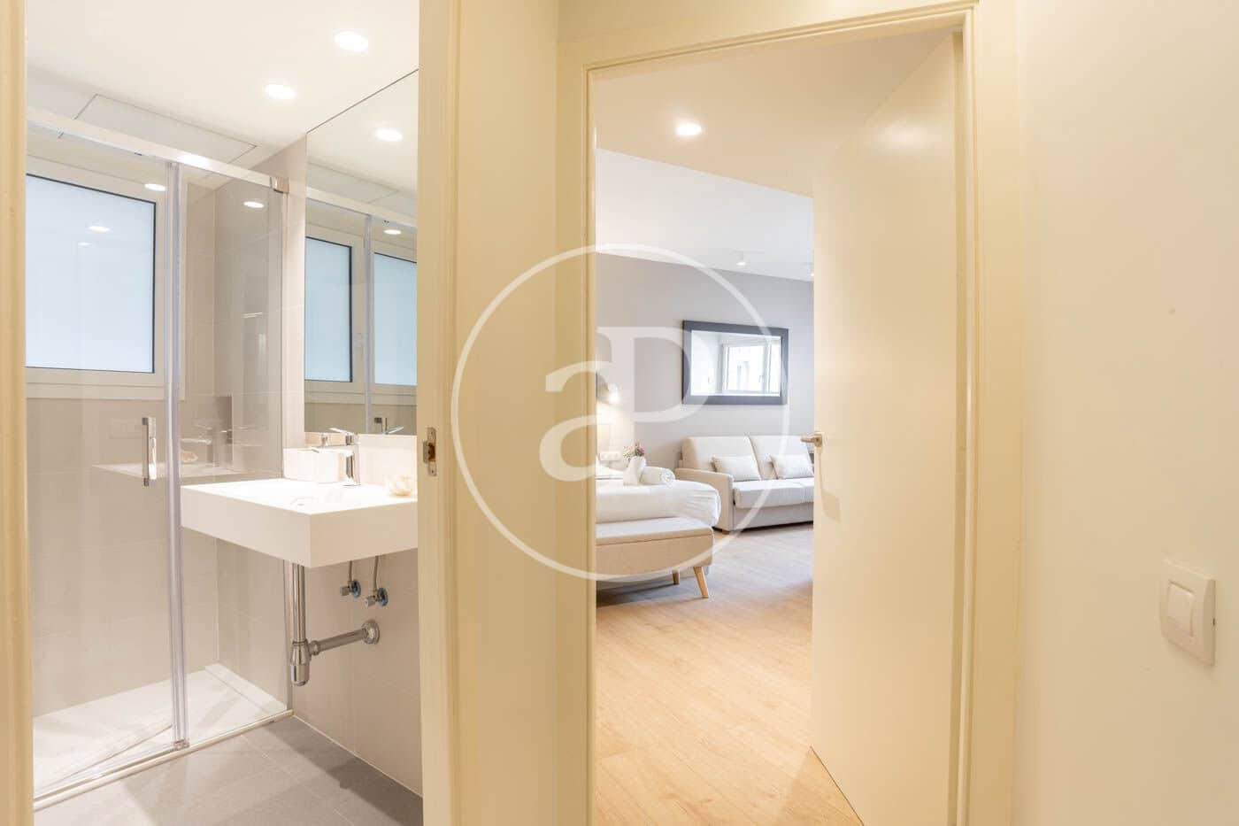 4 camera da letto Appartamento da affittare in Barcelona citta - 8.900 € (Rif: 9020878)