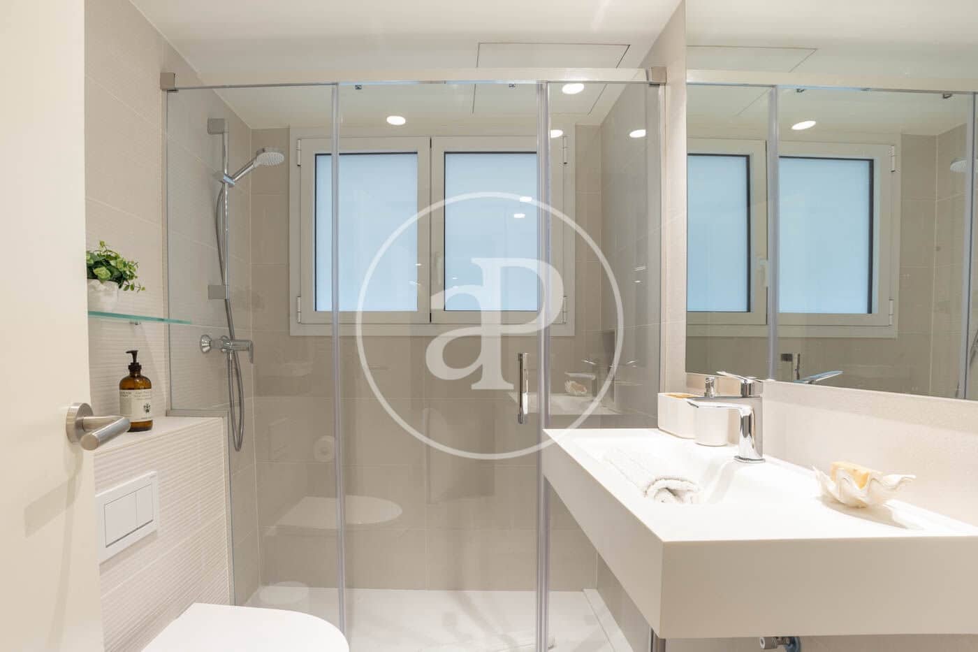 4 camera da letto Appartamento da affittare in Barcelona citta - 8.900 € (Rif: 9020878)