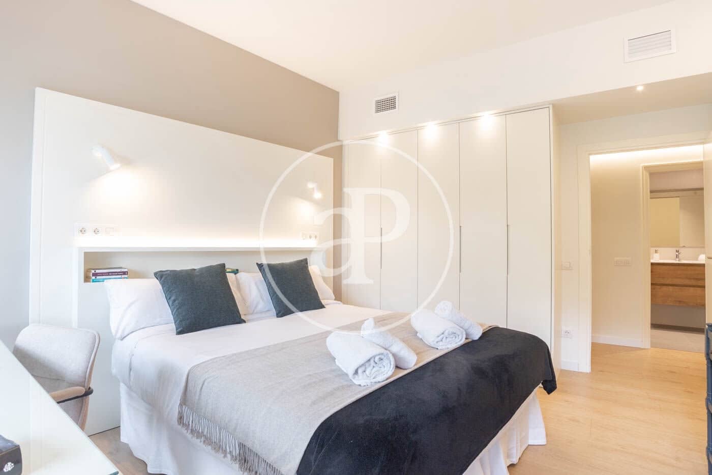 4 camera da letto Appartamento da affittare in Barcelona citta - 8.900 € (Rif: 9020878)