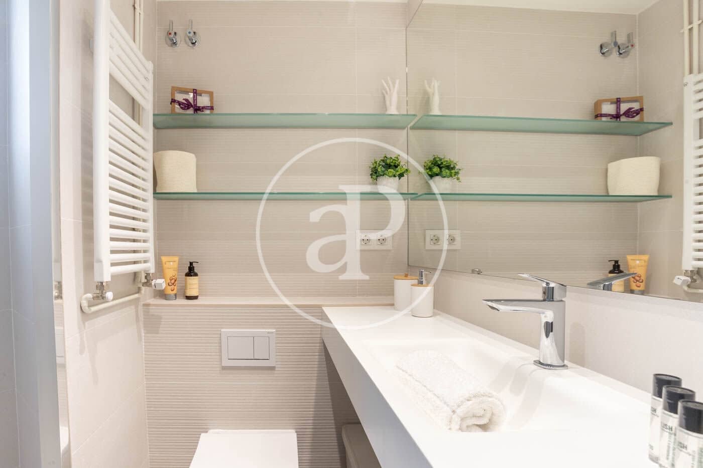 4 camera da letto Appartamento da affittare in Barcelona citta - 8.900 € (Rif: 9020878)