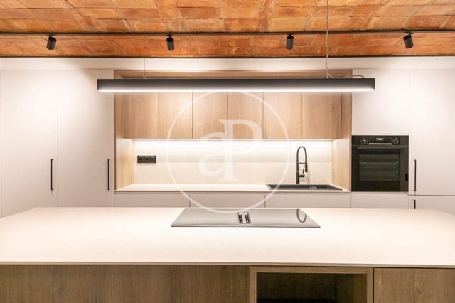 2 sovrum Lägenhet till salu i El Barri Gòtic, Barcelona stad - 695 000 € (Ref: 9020883)