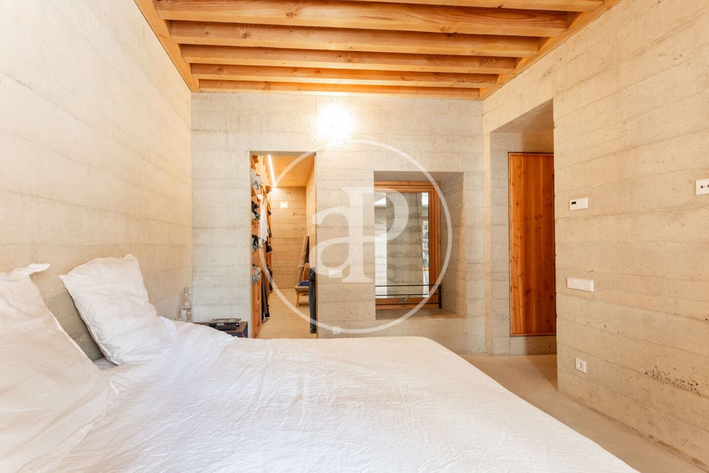 5 bedroom Apartment for rent in Barcelona city with pool - € 19,000 (Ref: 9023150)