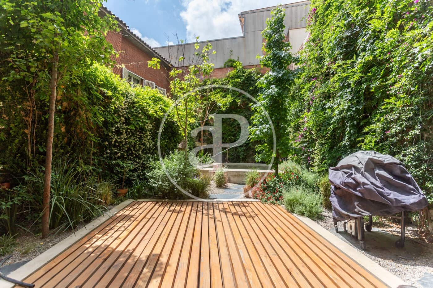 5 bedroom Apartment for rent in Barcelona city with pool - € 19,000 (Ref: 9023150)