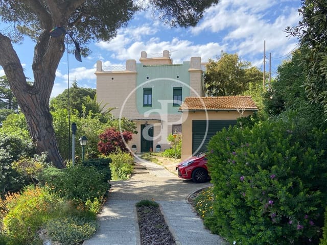 5 bedroom Villa for sale in Sarrià, Barcelona city with pool - € 2,600,000 (Ref: 9023154)