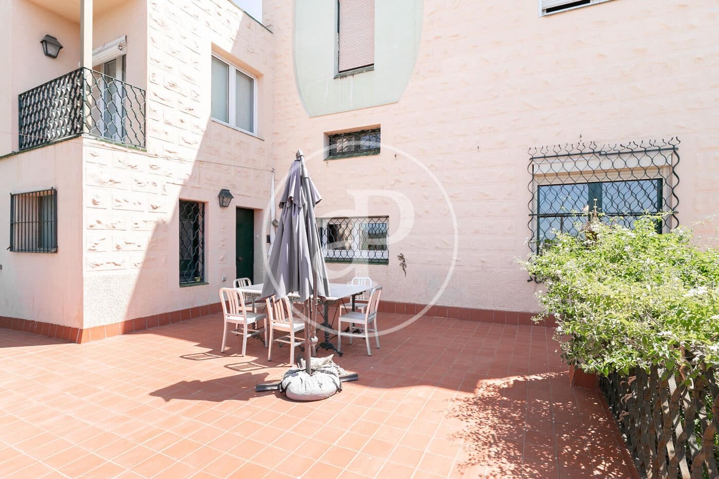5 slaapkamer Villa te koop in Barcelona stad met zwembad - € 2.600.000 (Ref: 9023154)