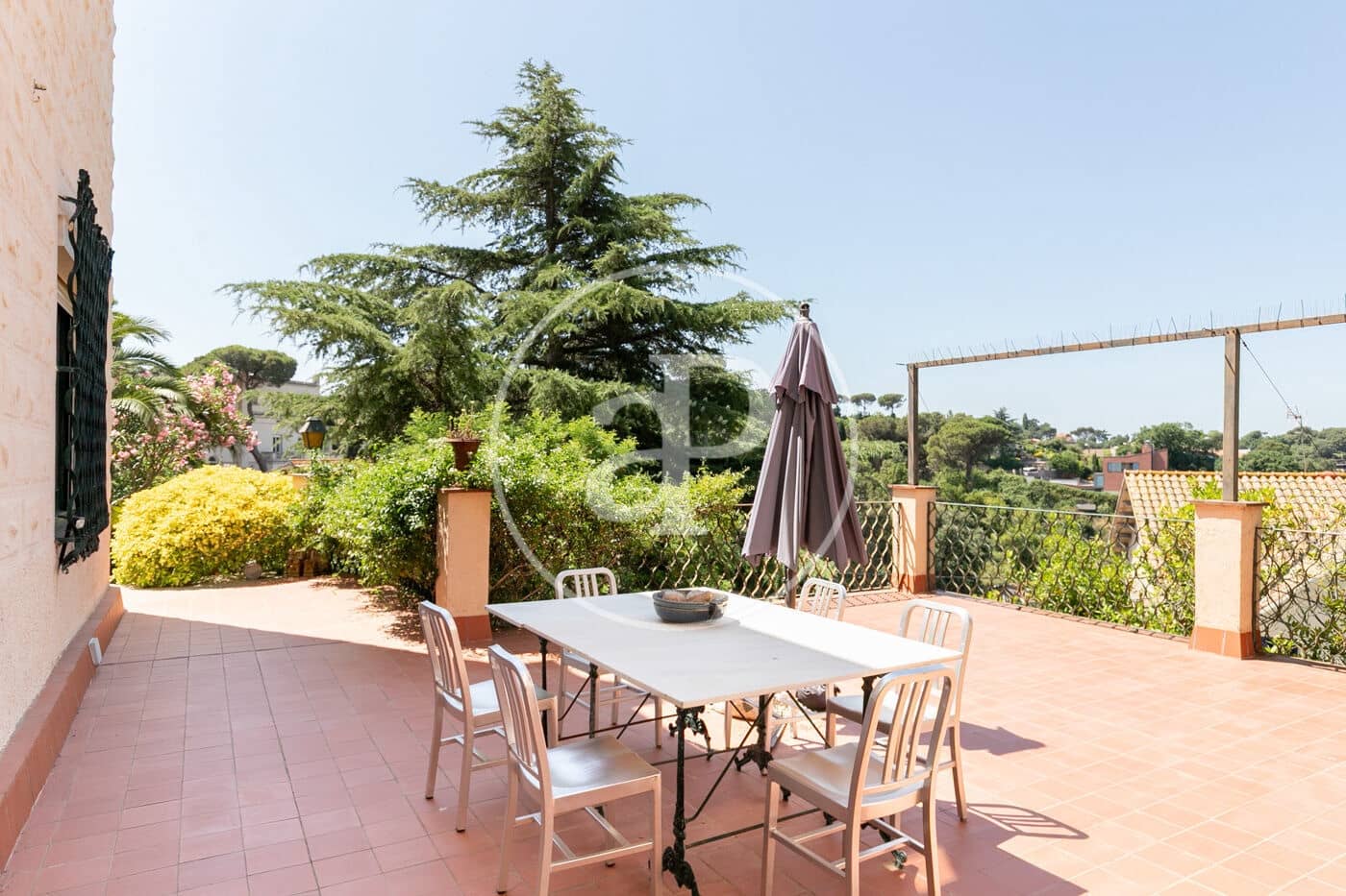 5 slaapkamer Villa te koop in Barcelona stad met zwembad - € 2.600.000 (Ref: 9023154)