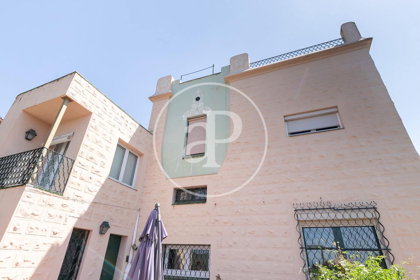 5 slaapkamer Villa te koop in Barcelona stad met zwembad - € 2.600.000 (Ref: 9023154)