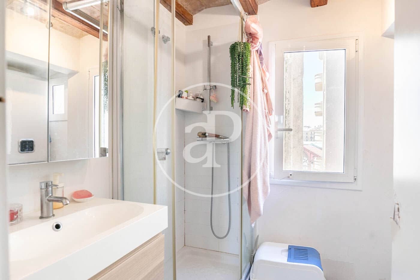 1 soveværelse Penthouse til salg i Barcelona by - € 288.000 (Ref: 9023155)