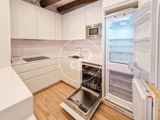 2 quarto Apartamento para venda em El Barri Gòtic, Barcelona cidade - 725 000 € (Ref: 9026681)