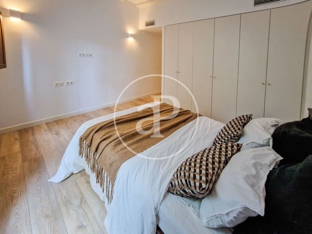 2 quarto Apartamento para venda em El Barri Gòtic, Barcelona cidade - 725 000 € (Ref: 9026681)